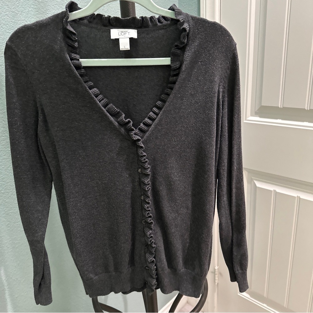 Ann Taylor Loft Cárdigan Sweater Grey V-Neck Long Sleeve